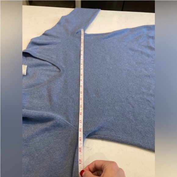 Vintage Brunello Cucinelli Blue Shark Bite
Soft Luxury Cashmere Sweater Large - Picture 8 of 9